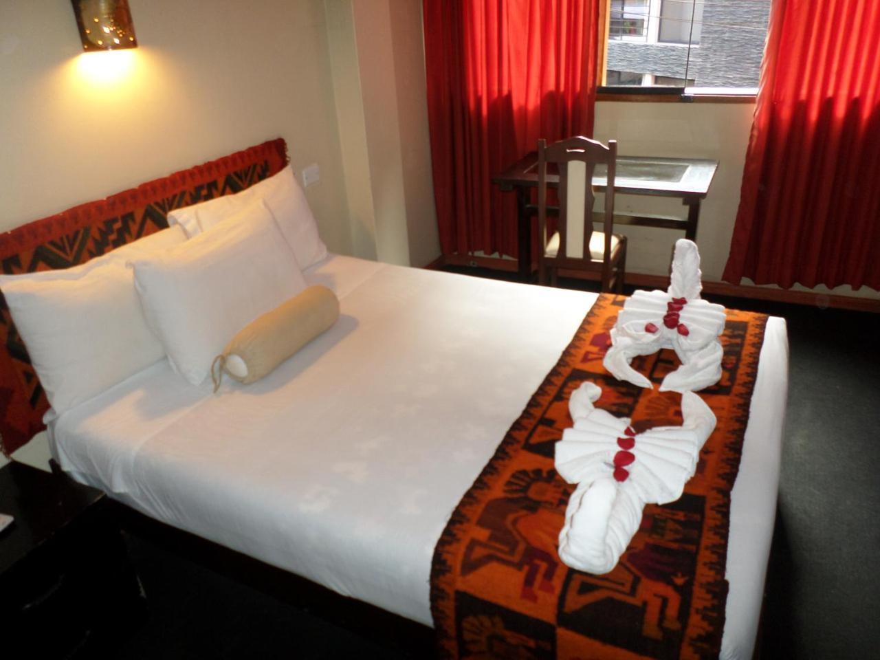 New Day Machu Picchu Hotel Aguas Calientes Buitenkant foto