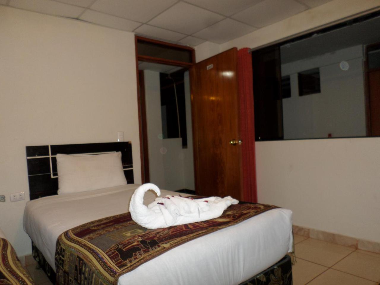New Day Machu Picchu Hotel Aguas Calientes Buitenkant foto